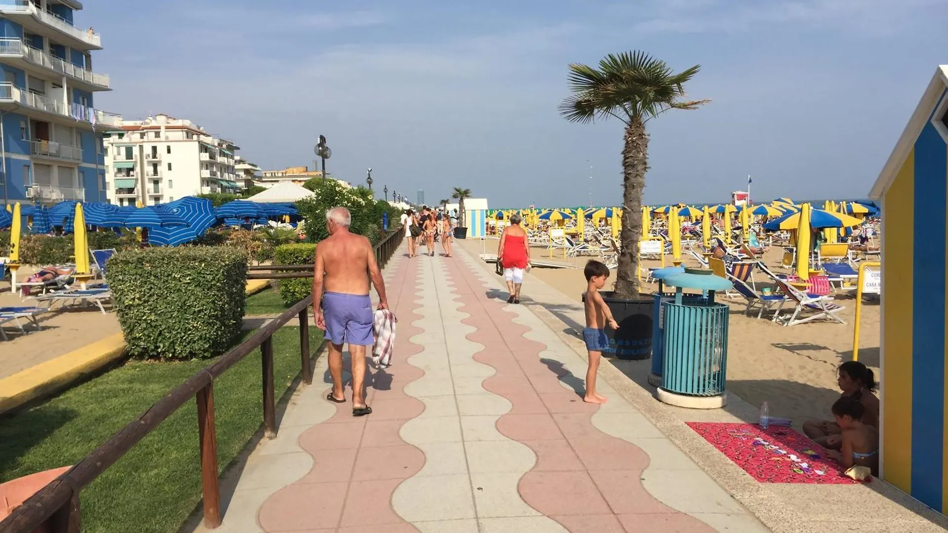 Residence Alba D'Oro Solo Famiglie E Coppie Lido di Jesolo Apartment